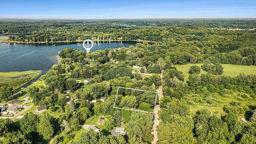 1st image of Guernsey Lake Rd