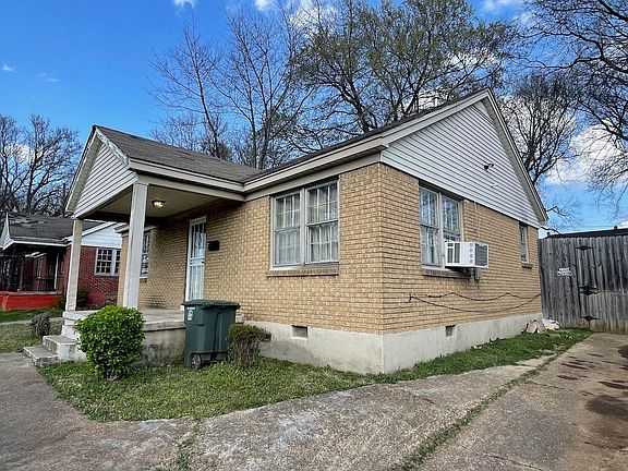 2nd image of 1730 McMillan St