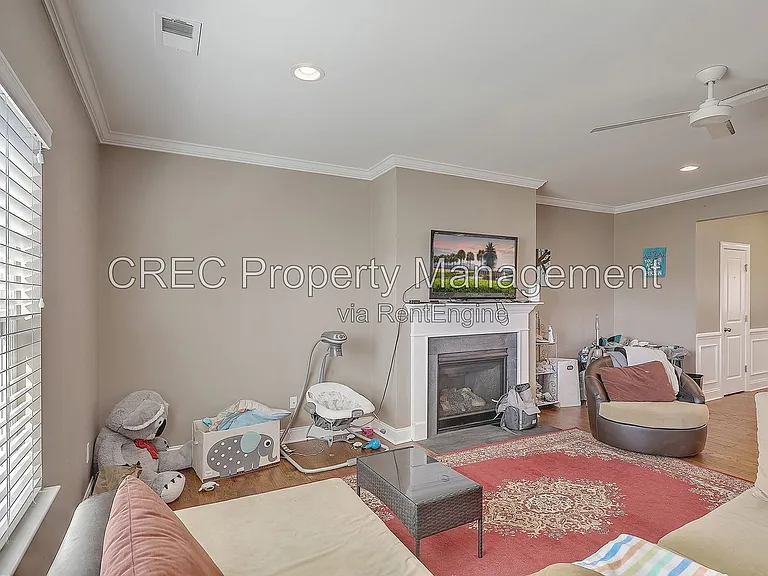 1157 Leary St — Photo 6