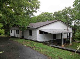 811 Plainview Dr, Dandridge, TN 37725