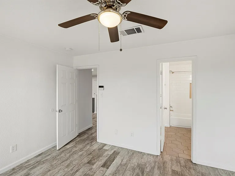 1144 Miss Kimberlys Ln — Photo 21