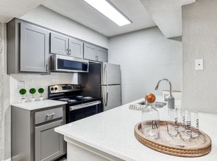 Senara Apartments, Phoenix, AZ 85018
