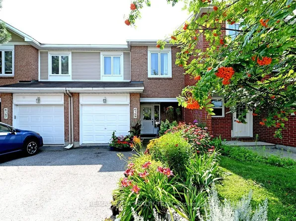 6159 Heritage Park Cres #28, Ottawa, ON K1C 7G5
