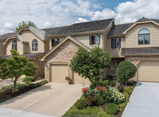 8512 Thistlewood Ct #8512, Darien, IL 60561