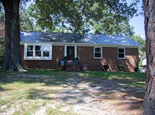 1611 Summit Dr, Rockingham, NC 28379