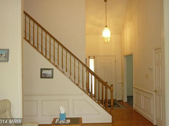 4th image of 6010 Woodlake Ln
