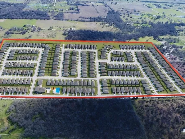 Tumbleweed Trl, Dale, TX 78616