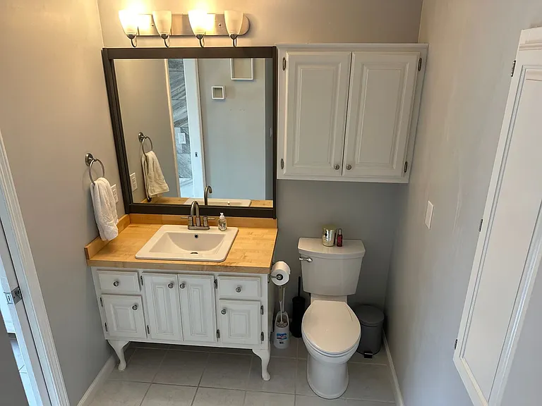 2203 Stout Dr — Photo 18
