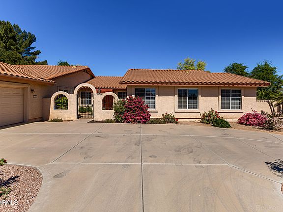 2nd image of 11818 N 56TH Avenue