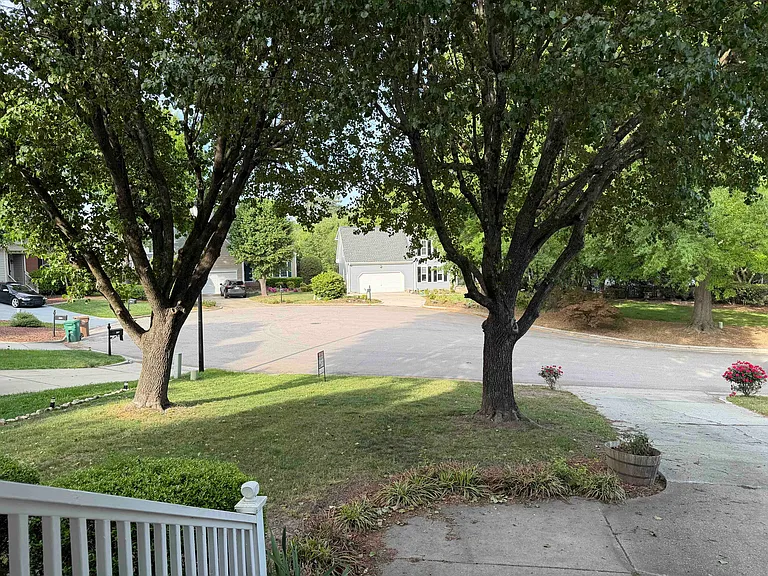 205 Halpen Dr — Photo 24