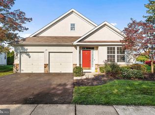 42 Sagebrush Ln, Langhorne, PA 19047