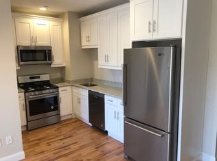 64 Water St #203, Worcester, MA 01604