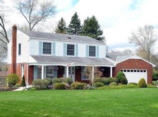 1212 Rolling Meadow Rd, Pittsburgh, PA 15241