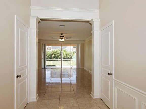 3rd image of 9723 N Grand Duke Cir