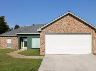2114 Benedetto Ln, Port Allen, LA 70767