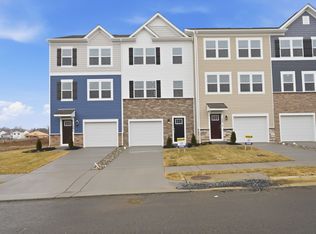 151 Willett Hollow St, Stephens City, VA