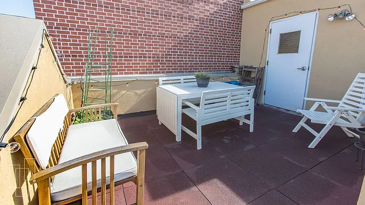 Sold by Garfield Realty  | media 13