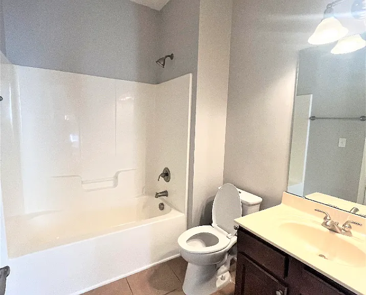 412 Howard Grove Pkwy — Photo 12