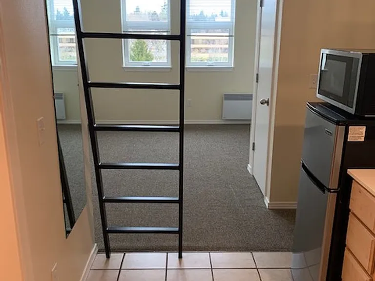 Lago aPodments- Comfortable and Affordable Living! — Photo 16