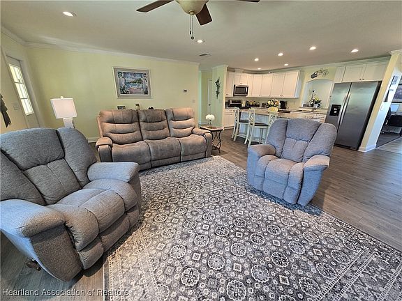 5th image of 234 Cumquat Rd NE
