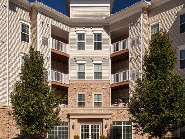 140 Mayhill St APT 131