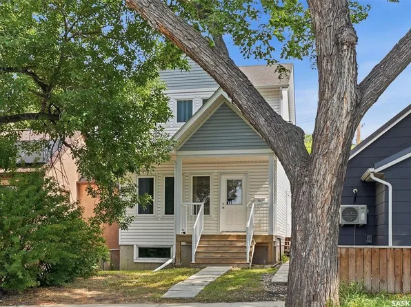 532 J AVENUE N, Saskatoon, SK S7L 2K5