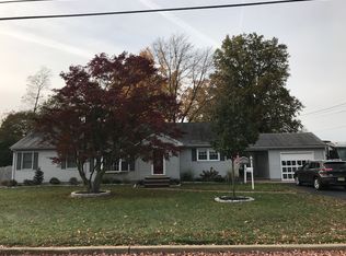 39 Ramsey Rd, Middlesex, NJ 08846