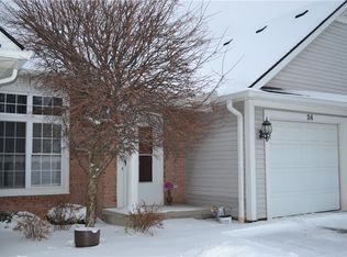 24 Amberwood Pl, Rochester, NY 14626