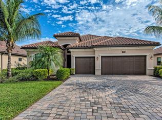 9364 Vercelli Ct, Naples, FL 34113