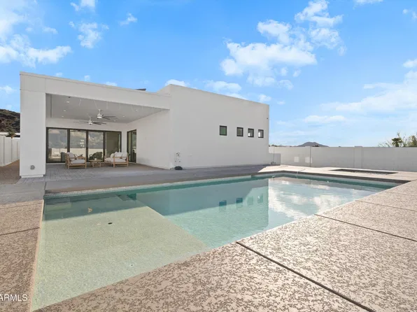 2240 E SOUTH MOUNTAIN Avenue, Phoenix, AZ 85042