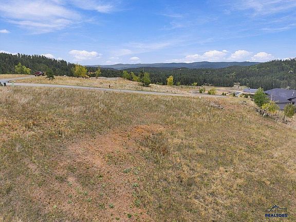 5th image of 13 Deer Mountain Rd