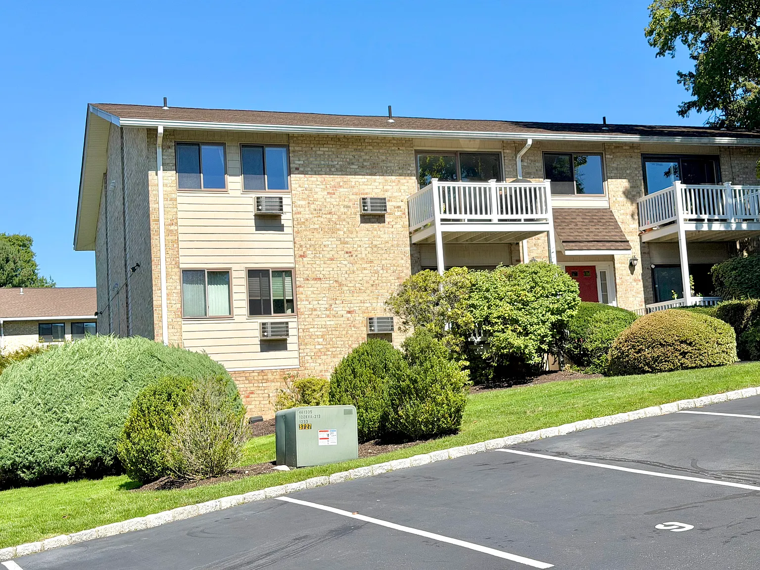 1 bed, 987 sqft, $2,600 — Photo 1