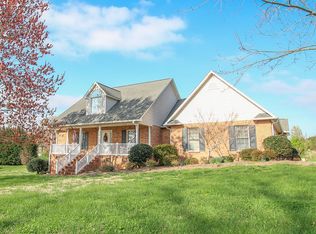 135 N Shore Dr, Cherryville, NC 28021