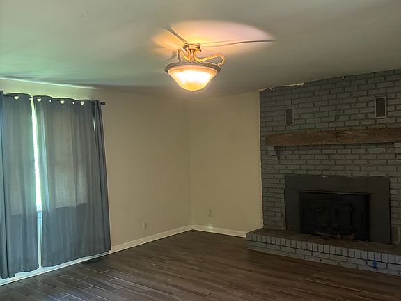 5th image of 3321 Parker Ln
