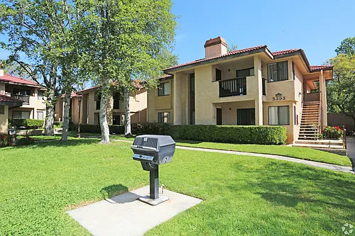 Baywood Apartment Homes Photo 1 Baywood Apartment Homes Photo 1