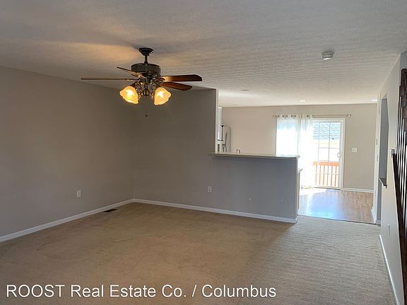 2nd image of 5633 Crystal Falls St