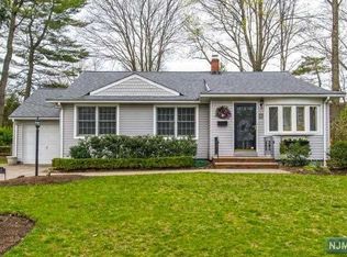 36 Pitcairn Ave, Ho Ho Kus, NJ 07423