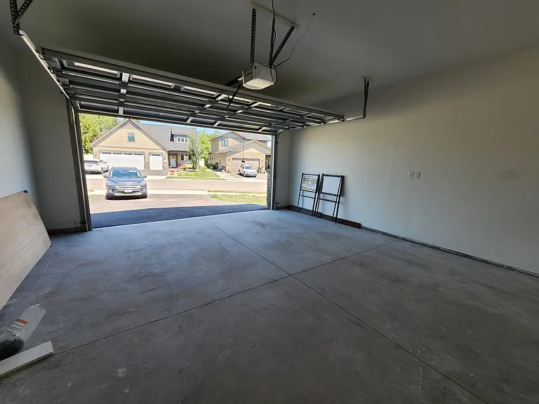 642 Corporate Dr — Photo 11