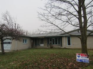 2250 Lauderdale St, Flint, MI 48532