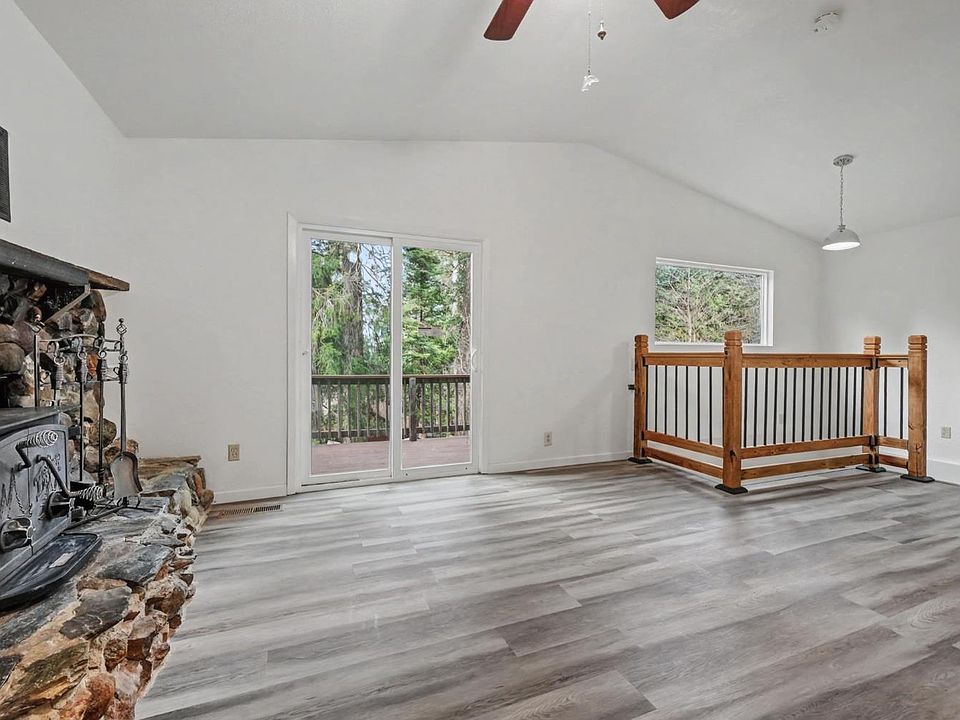 1st image of 3105 Ridgecrest Way