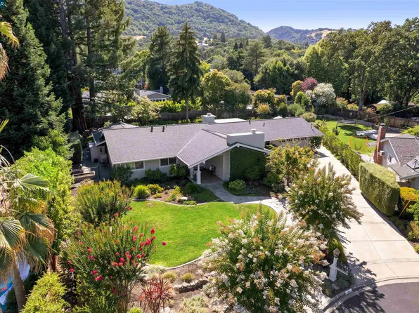 32 Diamond Ct, Danville, CA 94526