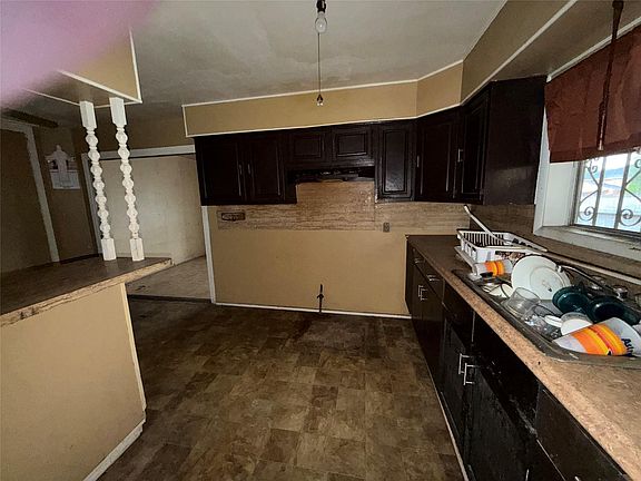 2nd image of 7024 Avenue H