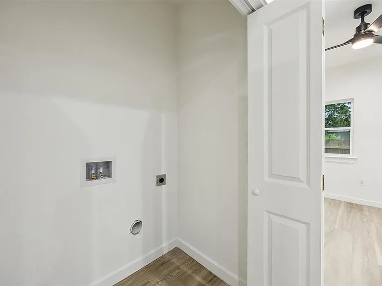 5212 Calloway St — Photo 4