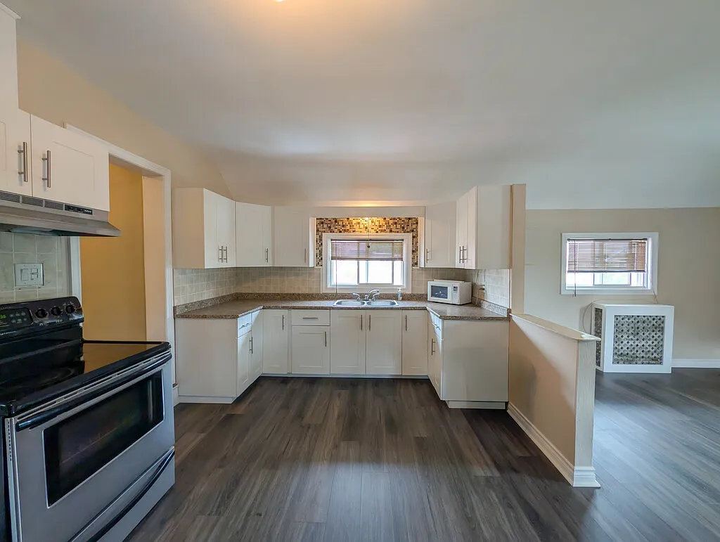 254 Hellems Ave — Photo 2