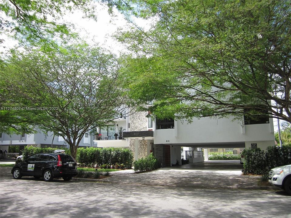 1st image of 810 Salzedo St #20