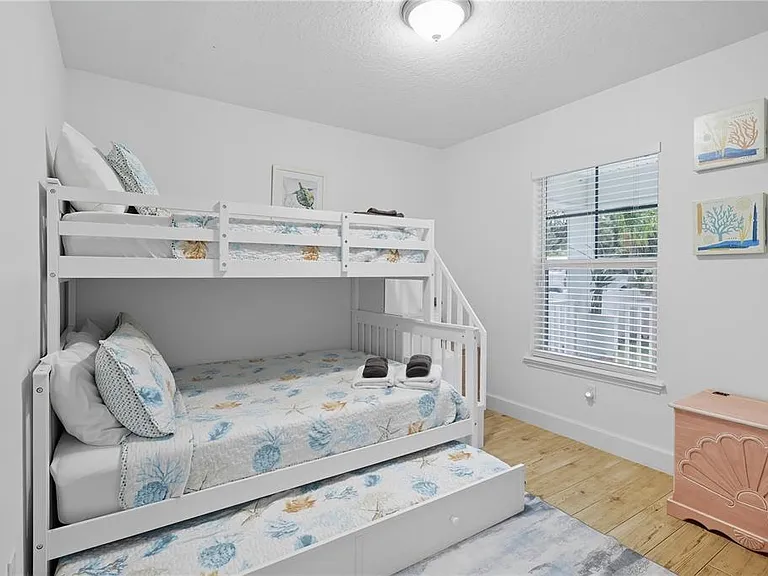 27 Malacompra Rd — Photo 35