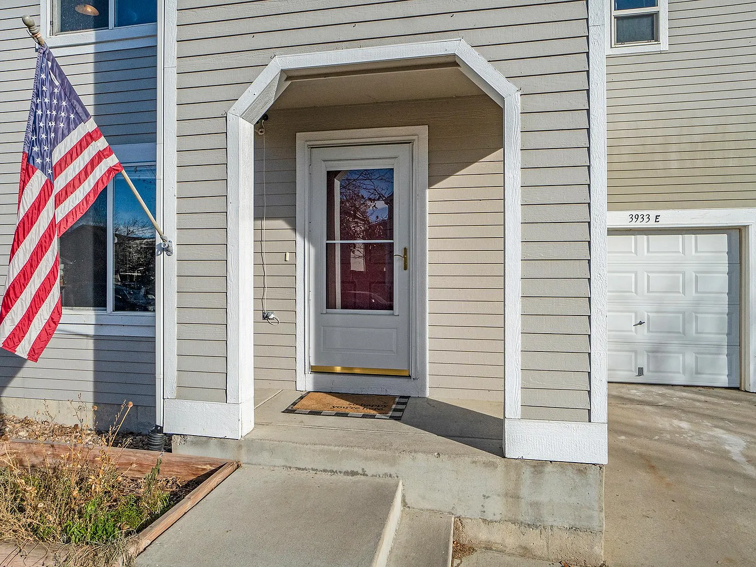 4 bed, 1443 sqft, $2,600 — Photo 3