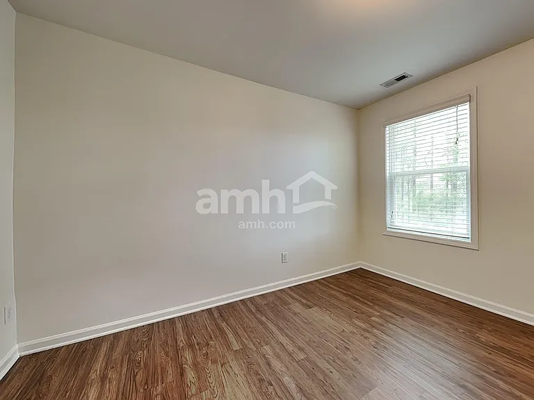 305 Switchback St — Photo 21