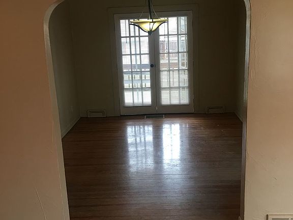 5th image of 3934 S Sherman St