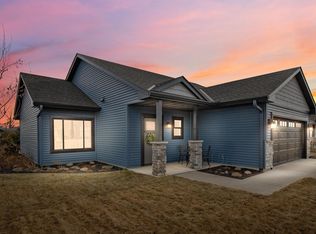 350 Ladd Ln, Osceola, WI 54020